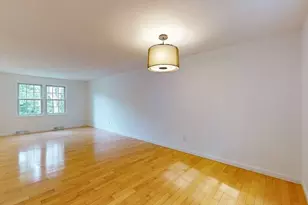 60 Wrentham Rd, Worcester, MA 01602 - Photo 8
