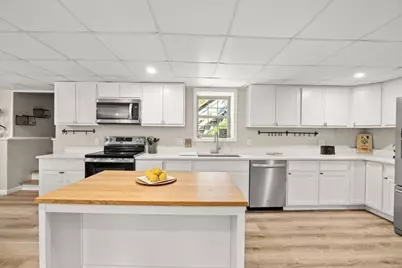 158 Bay State Cir, Hanson, MA 02341 - Photo 10