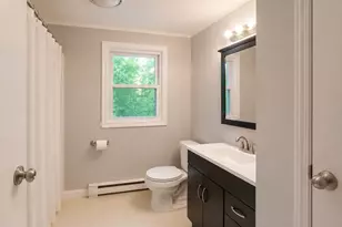 270 Sunderland Rd, Worcester, MA 01604 - Photo 12