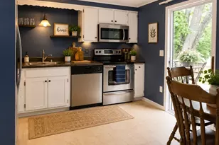 270 Sunderland Rd, Worcester, MA 01604 - Photo 4
