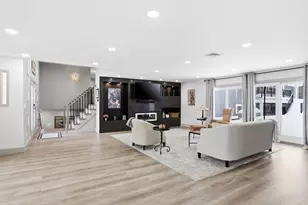 235 Kemp St, Dunstable, MA 01827 - Photo 4