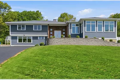235 Kemp St, Dunstable, MA 01827 - Photo 1