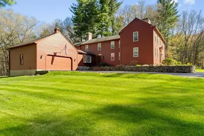 9 Bay Path Dr, Boylston, MA 01505 - Photo 4