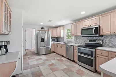 26 Long Hill Rd, Georgetown, MA 01833 - Photo 4