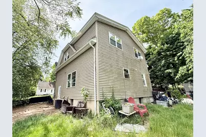 14 Ellington St, Agawam, MA 01001 - Photo 32