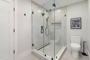 116 Thorndike St, Brookline, MA 02446 - Photo 14