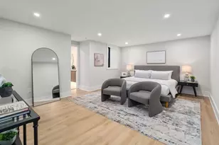 116 Thorndike St, Brookline, MA 02446 - Photo 12