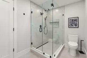 116 Thorndike St, Brookline, MA 02446 - Photo 14