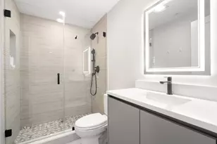 116 Thorndike St, Brookline, MA 02446 - Photo 12