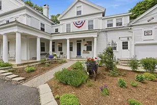 204 Village St, Medway, MA 02053 - Photo 4