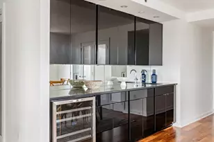 8-12 Museum Way, Cambridge, MA 02141 - Photo 10