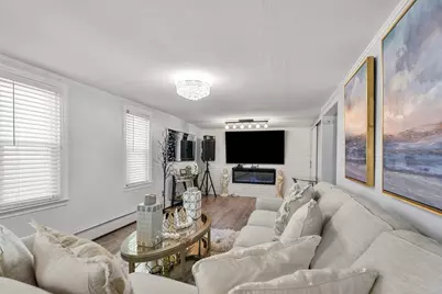47 Leonardo Ave, Malden, MA 02148 - Photo 14