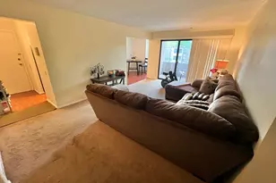 2 Shrewsbury Green Dr, Shrewsbury, MA 01545 - Photo 16