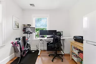 10 Ashmont Ct, Boston, MA 02122 - Photo 14