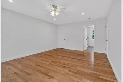 16 Skyline Dr, Billerica, MA 01821 - Photo 30