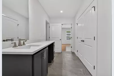 16 Skyline Dr, Billerica, MA 01821 - Photo 24