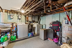 204 Harvard, Medford, MA 02155 - Photo 32