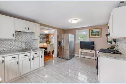 204 Harvard, Medford, MA 02155 - Photo 10