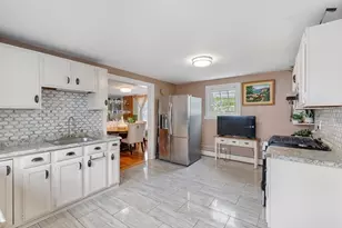 204 Harvard, Medford, MA 02155 - Photo 10