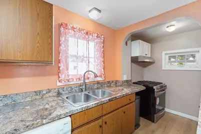 204 Harvard, Medford, MA 02155 - Photo 20