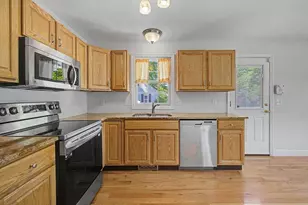 792 Ryan Rd, Northampton, MA 01062 - Photo 6