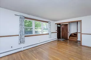 146 Hobart St, Danvers, MA 01923 - Photo 4