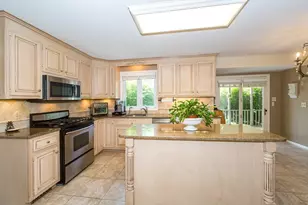 157 Rolling Meadow Dr, Holliston, MA 01746 - Photo 6