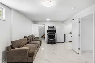 15 Fensmere Rd, Boston, MA 02132 - Photo 22