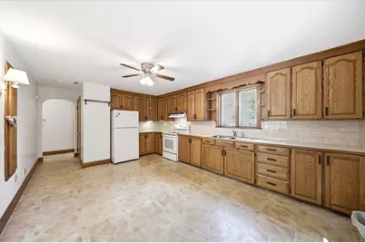 11 West St, Westford, MA 01886 - Photo 4