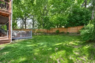15 Clifton, Worcester, MA 01610 - Photo 8