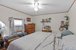 202-204 Pinehurst Ave, Swansea, MA 02777 - Photo 36