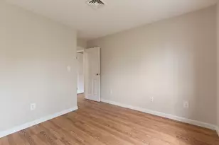 45 Loomis St, Malden, MA 02148 - Photo 14