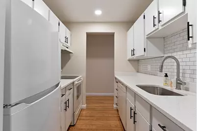 45 Loomis St #317, Malden, MA 02148 - Photo 8