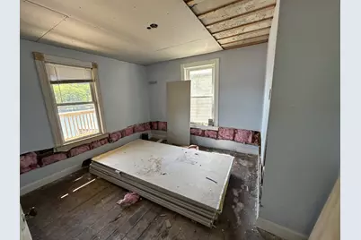 190 Grove St, Clinton, MA 01510 - Photo 18