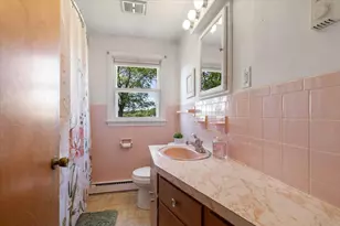 42 W Mountain Rd, Bernardston, MA 01337 - Photo 20