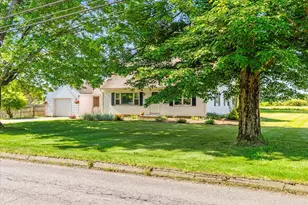 42 W Mountain Rd, Bernardston, MA 01337 - Photo 2