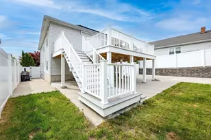 1190 Bay St, Fall River, MA 02724 - Photo 32