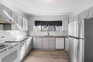 403-405 Ferry St, Malden, MA 02148 - Photo 4