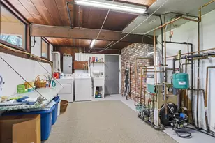 50 Carlisle Pines Dr, Carlisle, MA 01741 - Photo 32