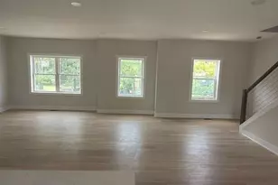 3 Doris Dr, Chelmsford, MA 01863 - Photo 4