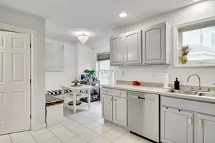 78 Summer St, Arlington, MA 02474 - Photo 10