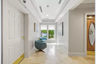 630 Hammond St #209, Brookline, MA 02467 - Photo 12