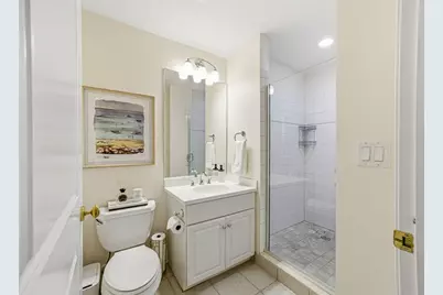 630 Hammond St #209, Brookline, MA 02467 - Photo 38