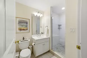 630 Hammond St, Brookline, MA 02467 - Photo 38