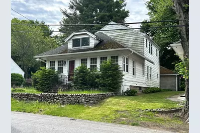 17 Carroll St, Milford, MA 01757 - Photo 2