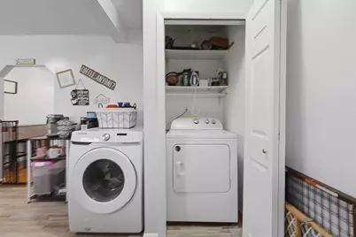 24 Hawley Avenue, Leominster, MA 01453 - Photo 18