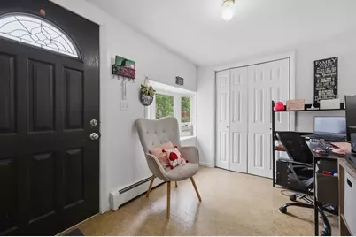 24 Hawley Avenue, Leominster, MA 01453 - Photo 4