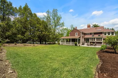 391 Dedham St, Newton, MA 02459 - Photo 28