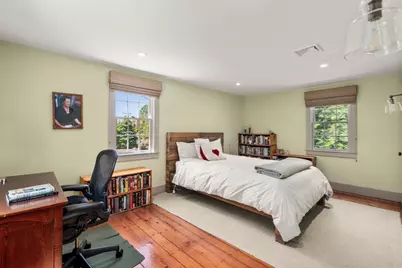 391 Dedham St, Newton, MA 02459 - Photo 16
