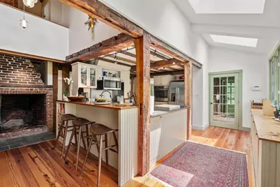 391 Dedham St, Newton, MA 02459 - Photo 6